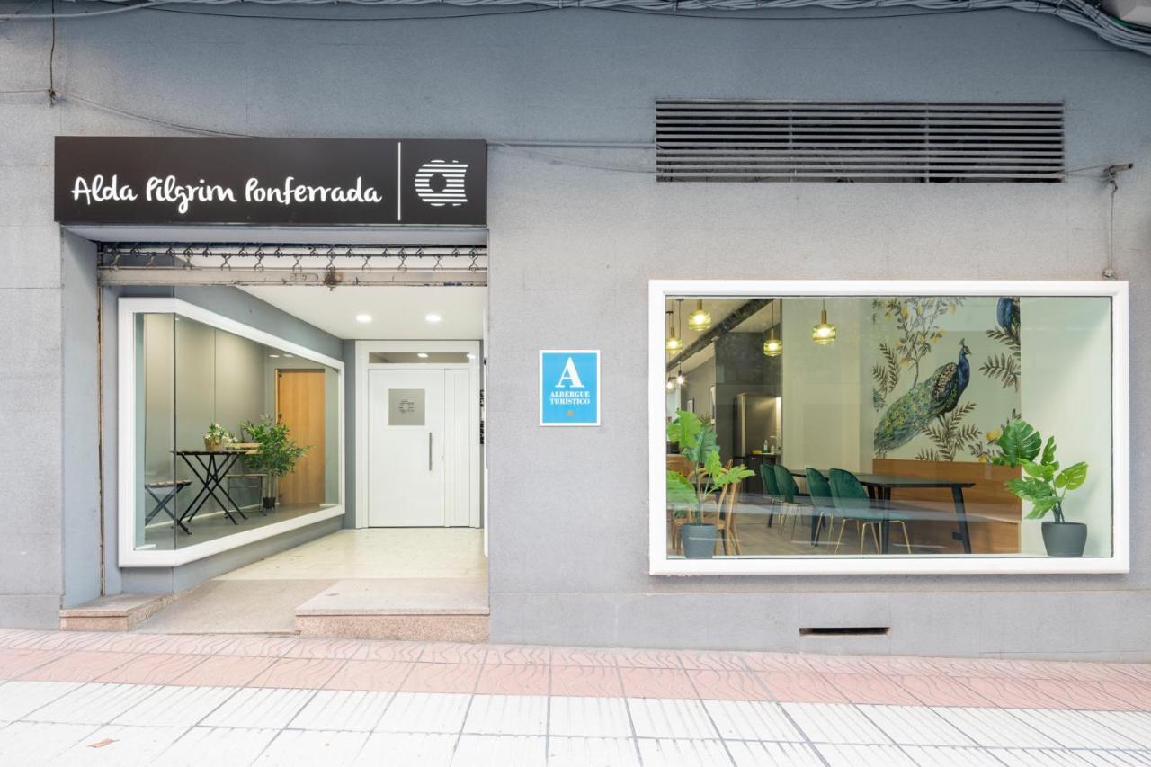 Albergue Alda Pilgrim Ponferrada Luaran gambar