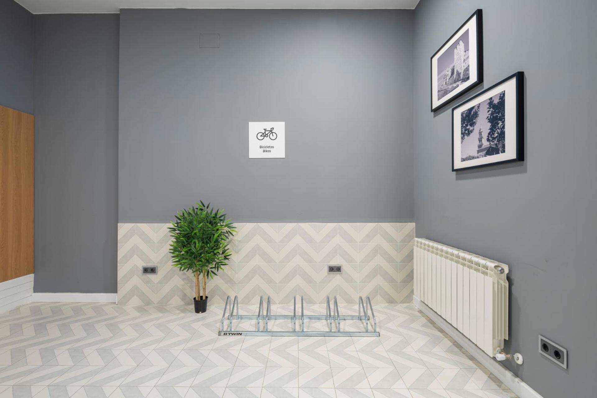 Albergue Alda Pilgrim Ponferrada Luaran gambar