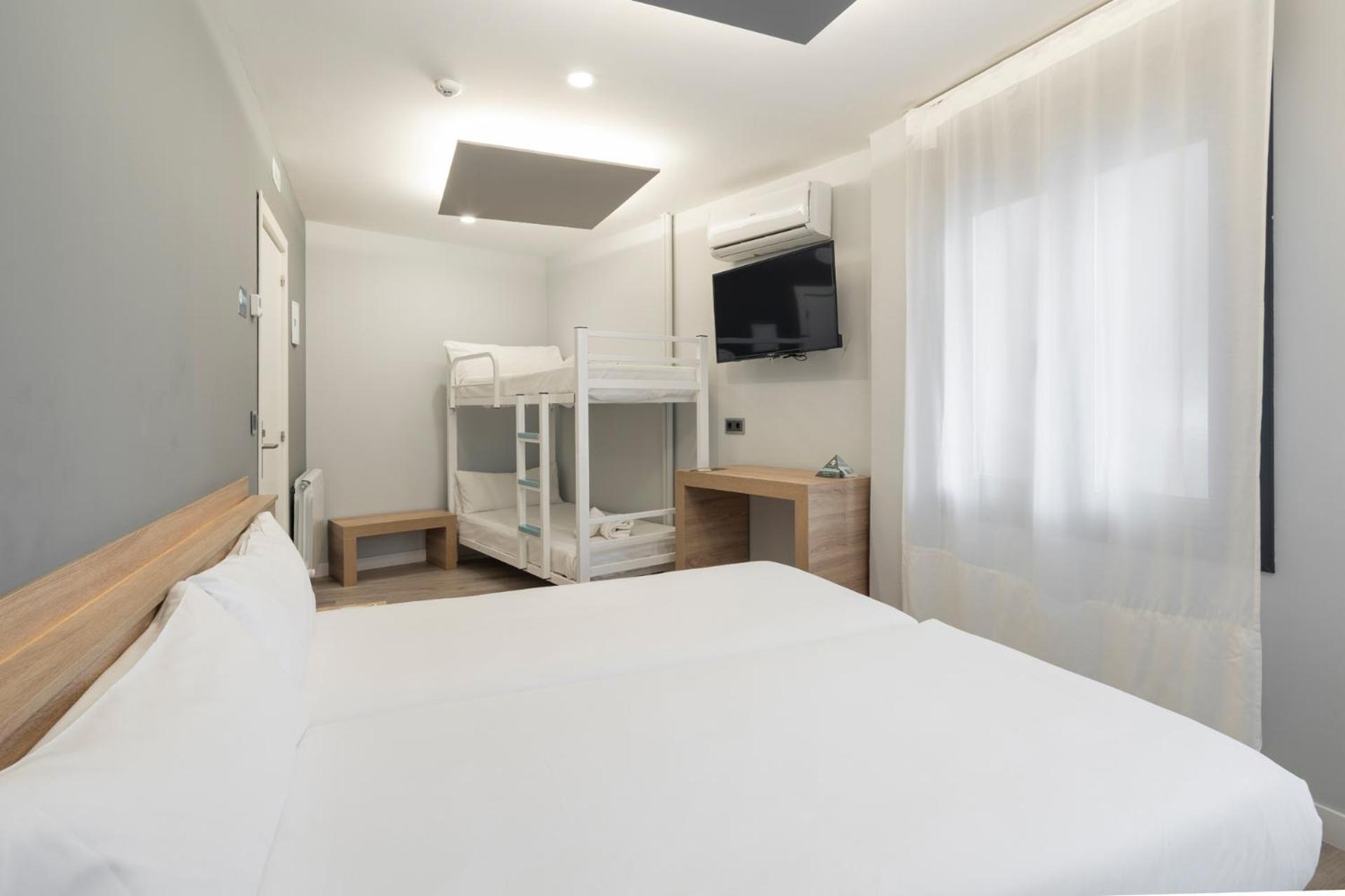 Albergue Alda Pilgrim Ponferrada Luaran gambar